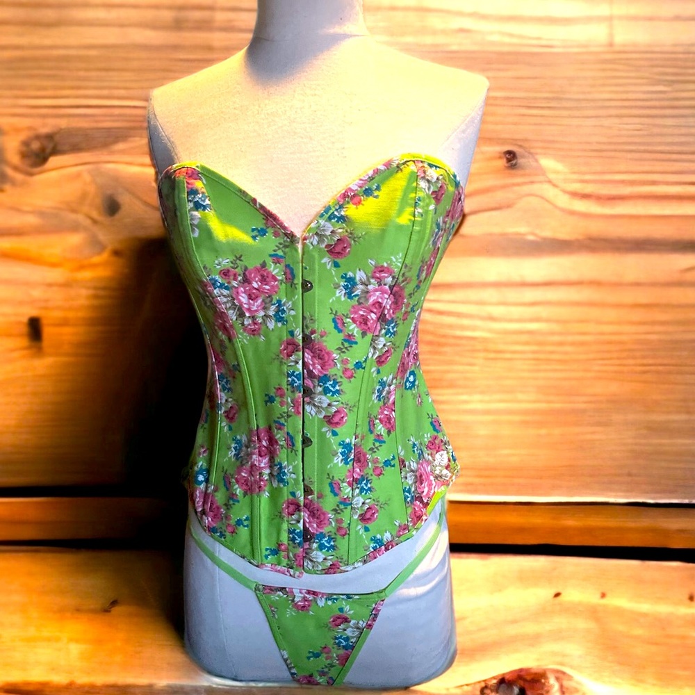 NWT women’s corset plus size 2 piece set lime color flower print summer style